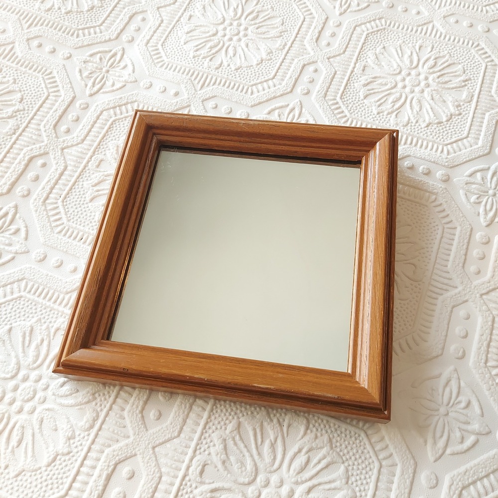 Home Interiors & Gifts Vintage Square Wood Frame Wall Mirror 6x6 Honey Oak USA
